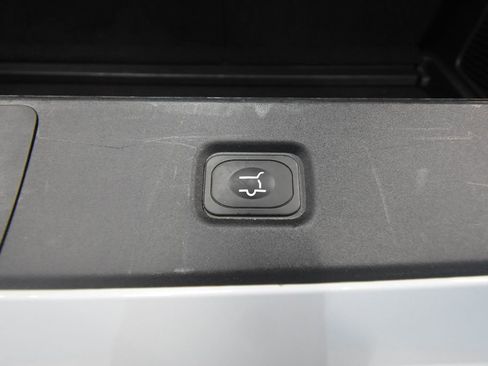 Used 2025 Ford Expedition Active image 36