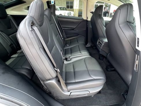 Used 2018 Tesla Model X 100D AWD/4WD image 31