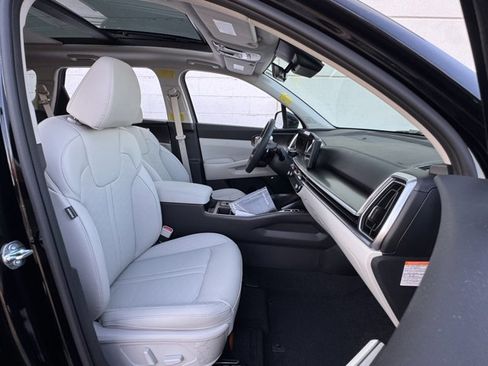 New 2026 Kia Sorento EX AWD/4WD image 6