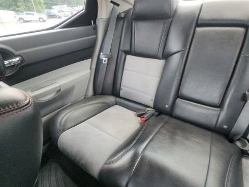 Used 2006 Dodge Charger SRT8 w/ SRT Option Group III RWD image 18