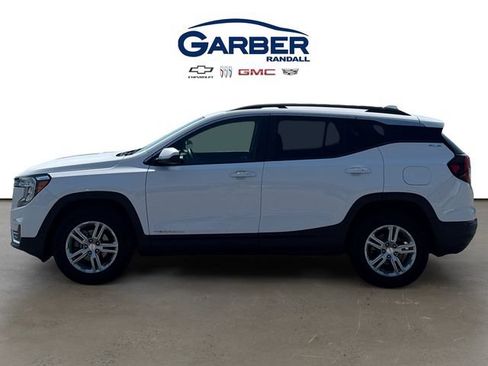 Used 2023 GMC Terrain SLE w/ Driver Convenience Package AWD/4WD image 2