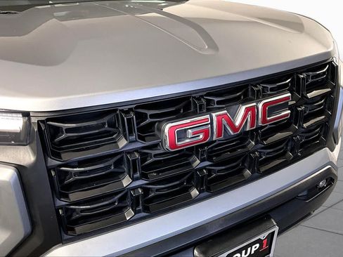 Used 2024 GMC Canyon Elevation w/ Elevation Premium Package RWD image 25