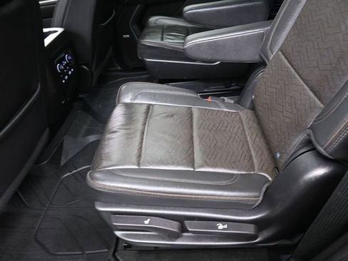 Used 2024 Chevrolet Tahoe High Country w/ Advanced Technology Package AWD/4WD image 23