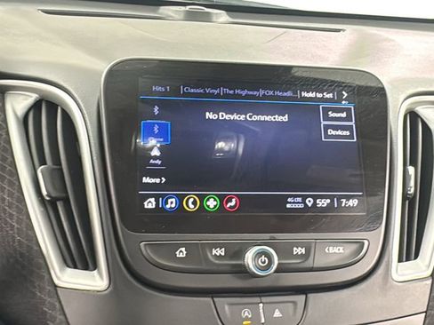 Used 2024 Chevrolet Malibu LT FWD image 22