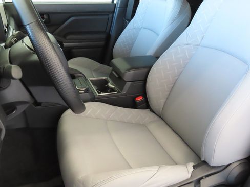 Used 2026 Toyota Tacoma SR5 image 13