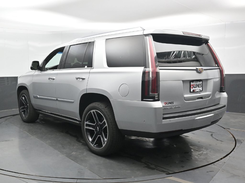 Used 2018 Cadillac Escalade Platinum AWD/4WD image 10
