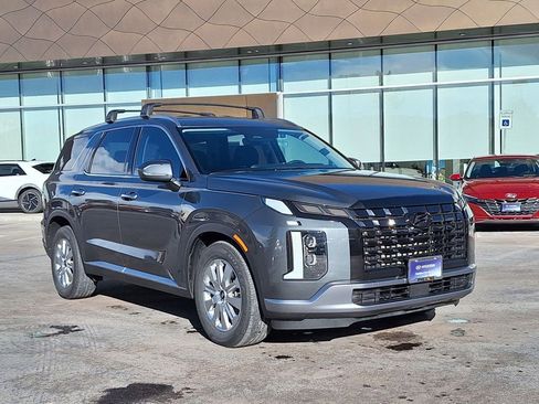 Used 2024 Hyundai Palisade SEL image 1