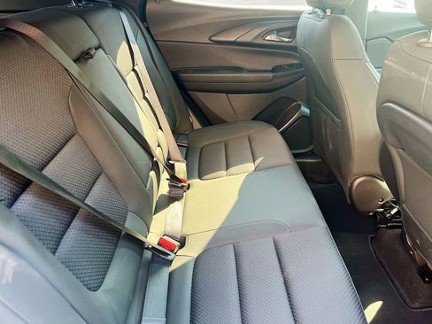 Used 2023 Chevrolet TrailBlazer RS image 24