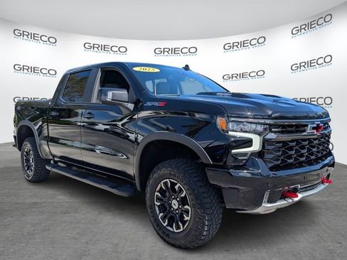 Used 2025 Chevrolet Silverado 1500 ZR2 AWD/4WD image 1