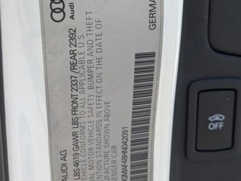 Used 2017 Audi A4 2.0T Ultra Premium w/ Convenience Package image 18