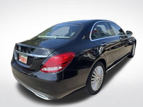 Used 2016 Mercedes-Benz C 300 Sedan image 5