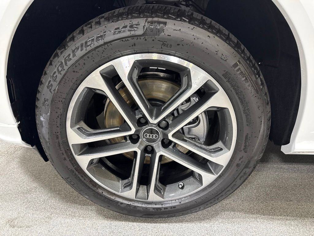 New 2026 Audi Q5 Premium AWD/4WD image 10