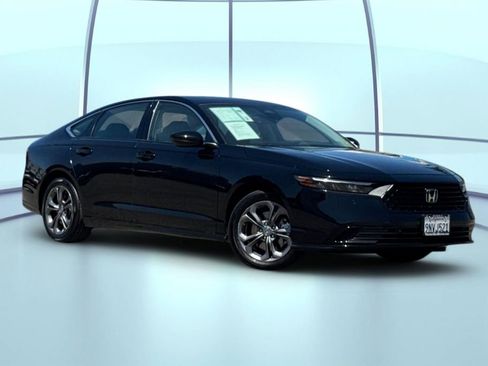 Certified 2024 Honda Accord EX-L image 2