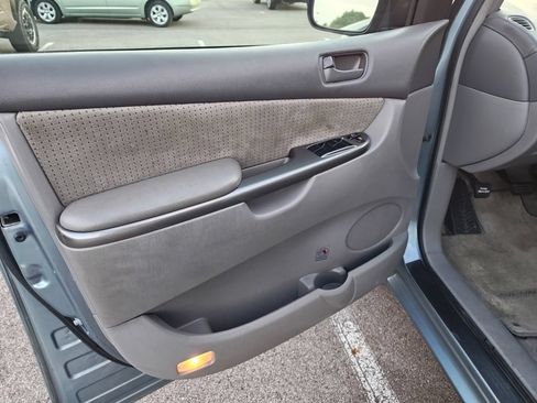 Used 2009 Toyota Sienna LE FWD image 6