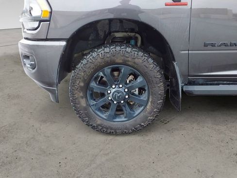 Used 2021 RAM 2500 Big Horn w/ Night Edition AWD/4WD image 14