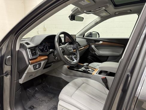 Used 2022 Audi Q5 2.0T Premium Plus image 16