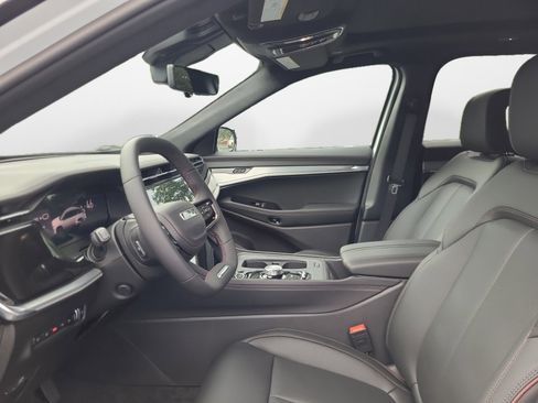 New 2025 Jeep Wagoneer S Launch Edition image 9