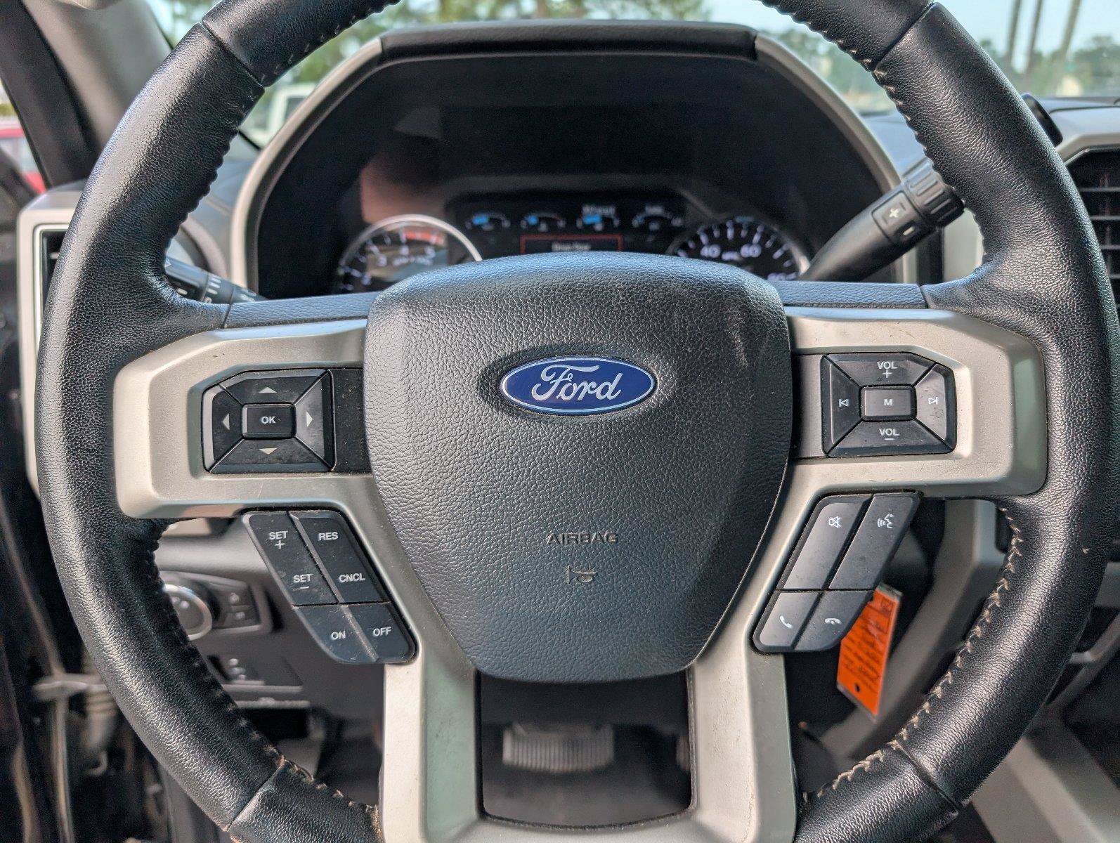 Used 2020 Ford F250 Lariat w/ Tremor Off-Road Package AWD/4WD image 27
