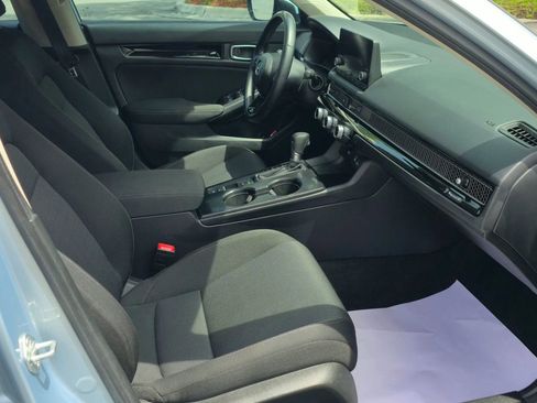 Used 2022 Honda Civic EX image 10