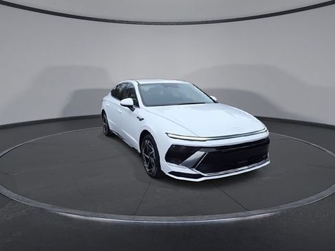 New 2026 Hyundai Sonata SEL image 2