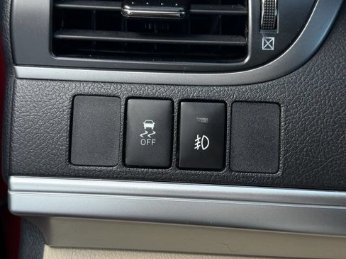Used 2014 Toyota Camry FWD image 10
