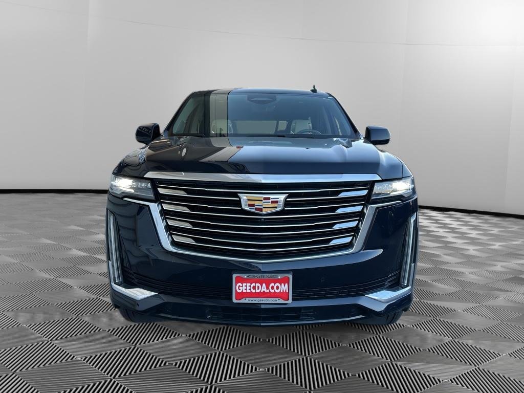 Used 2021 Cadillac Escalade Premium Luxury Platinum AWD/4WD image 2