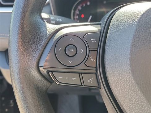 Used 2024 Toyota RAV4 XLE image 29