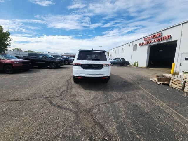 Certified 2023 Jeep Grand Wagoneer 4WD image 15