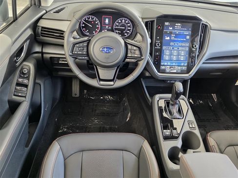 New 2025 Subaru Crosstrek 2.5i Limited w/ Popular Package #3A image 13