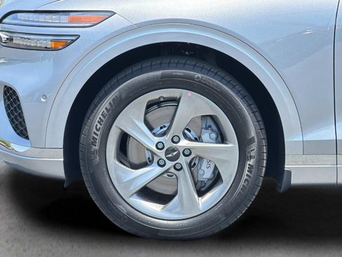 New 2026 Genesis GV70 2.5T Advanced AWD/4WD image 26