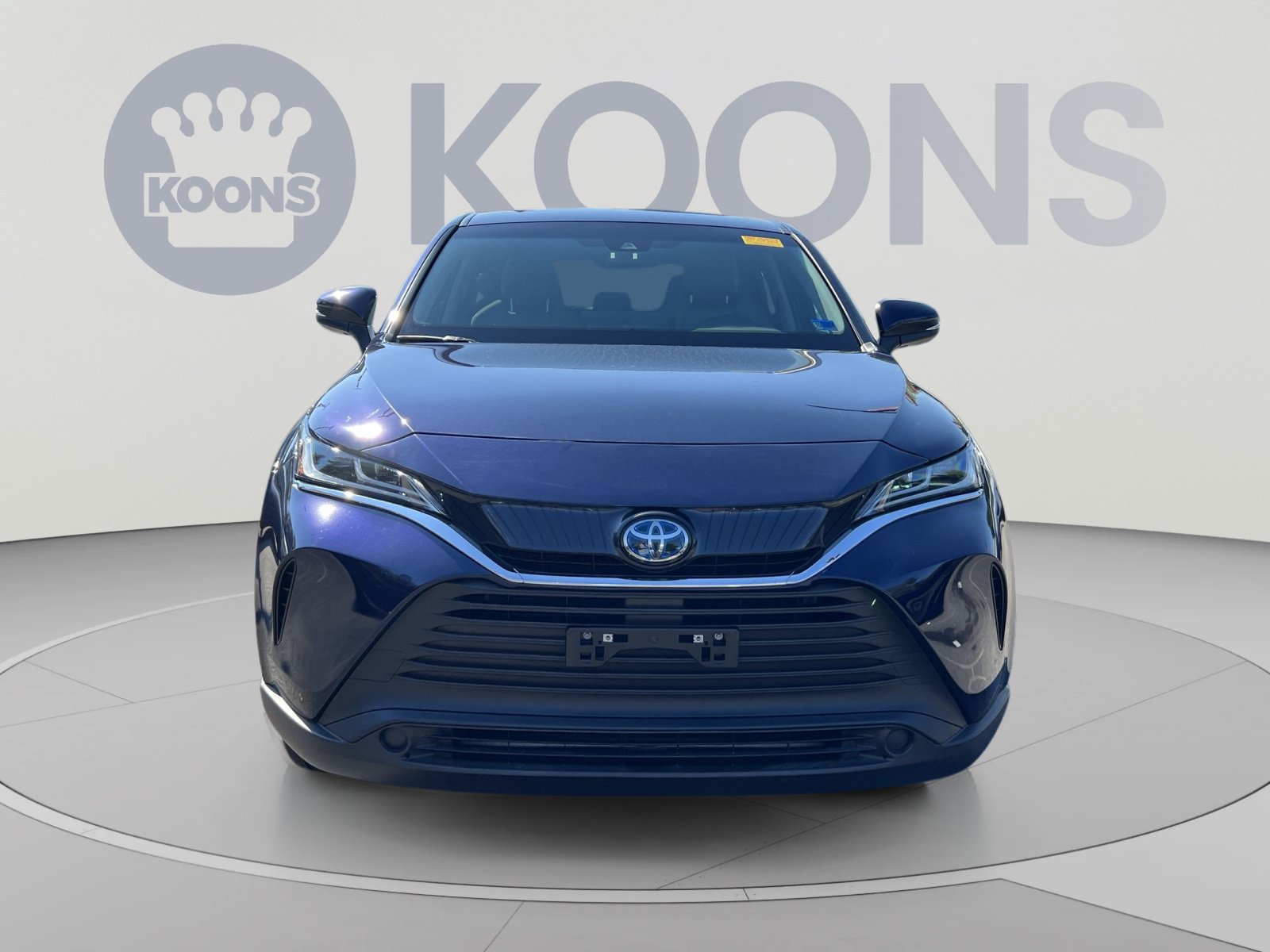 Used 2023 Toyota Venza LE AWD/4WD image 11