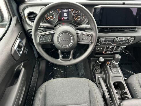 New 2026 Jeep Gladiator Sport AWD/4WD image 13