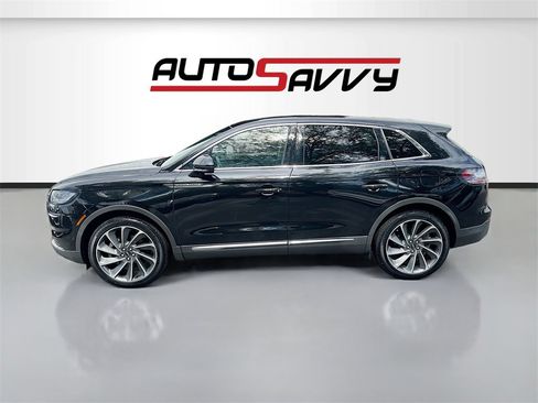 Used 2023 Lincoln Nautilus Reserve w/ Equipment Group 201A image 4