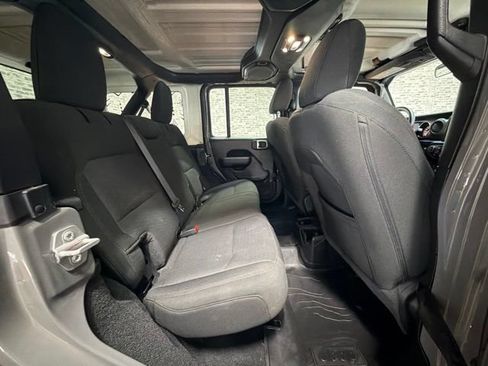 Used 2023 Jeep Wrangler Unlimited Sport AWD/4WD image 10