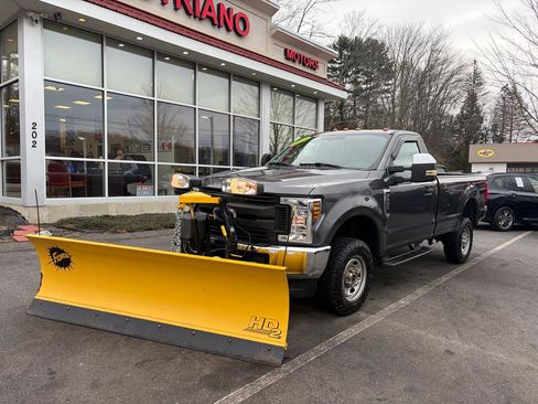Used 2018 Ford F250 XL w/ Power Equipment Group image 2