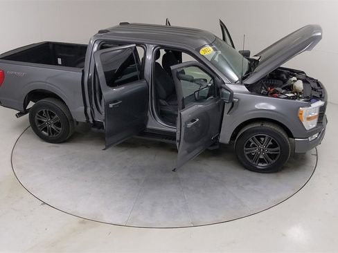 Certified 2022 Ford F150 XLT w/ Equipment Group 301A Mid image 48