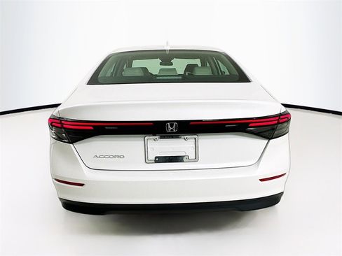 New 2025 Honda Accord LX image 4