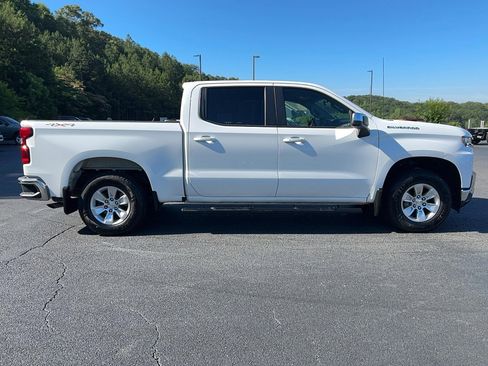 Used 2021 Chevrolet Silverado 1500 LT AWD/4WD image 4
