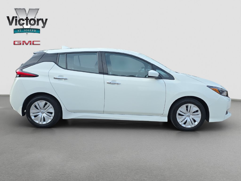 Used 2023 Nissan Leaf S FWD image 19