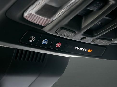 Used 2022 GMC Sierra 1500 AT4X image 66