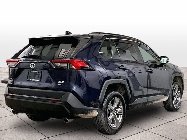 Used 2022 Toyota RAV4 XLE AWD/4WD image 11