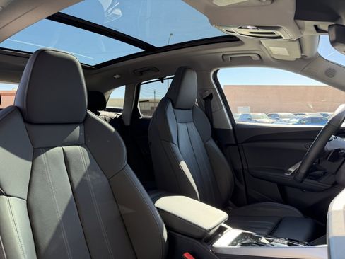 Used 2025 Audi Q5 Premium Plus w/ Premium Plus image 39