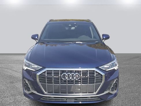 Certified 2025 Audi Q3 2.0T Premium w/ Convenience Package image 2
