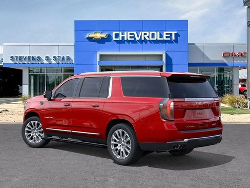 New 2026 GMC Yukon XL Denali w/ Sun & Power Step Package AWD/4WD image 3