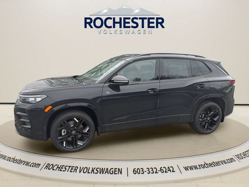Used 2026 Volkswagen Tiguan SE R-Line AWD/4WD image 3