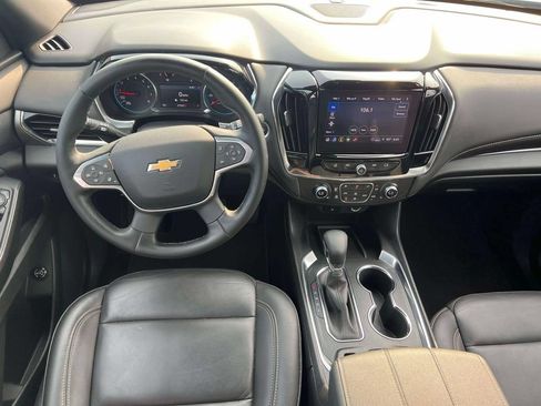 Used 2023 Chevrolet Traverse LT AWD/4WD image 14