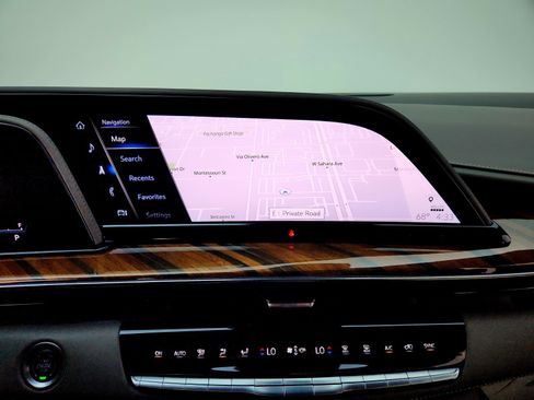 Used 2021 Cadillac Escalade Premium Luxury Platinum image 7