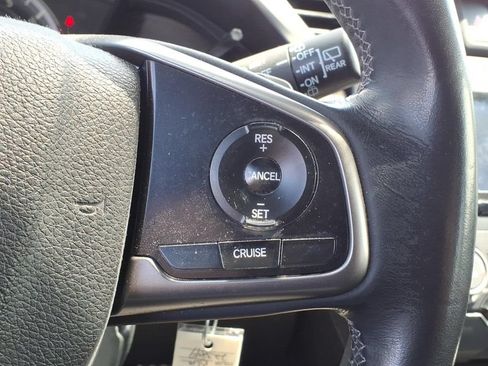 Used 2018 Honda Civic Sport image 23