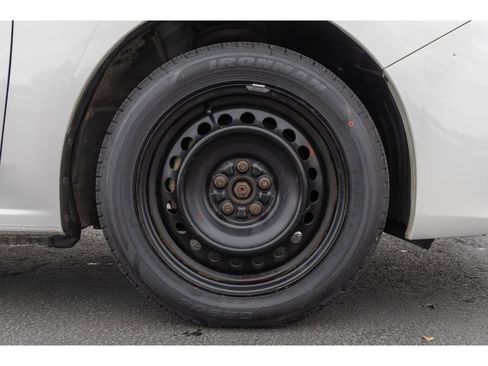 Used 2018 Subaru Impreza 2.0i image 9