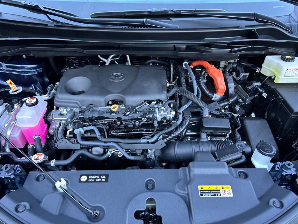 New 2026 Toyota Sienna XLE AWD/4WD image 25